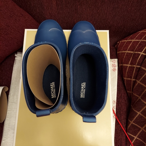 Michael kors Mac rain rain booties size 9 - Picture 8 of 10
